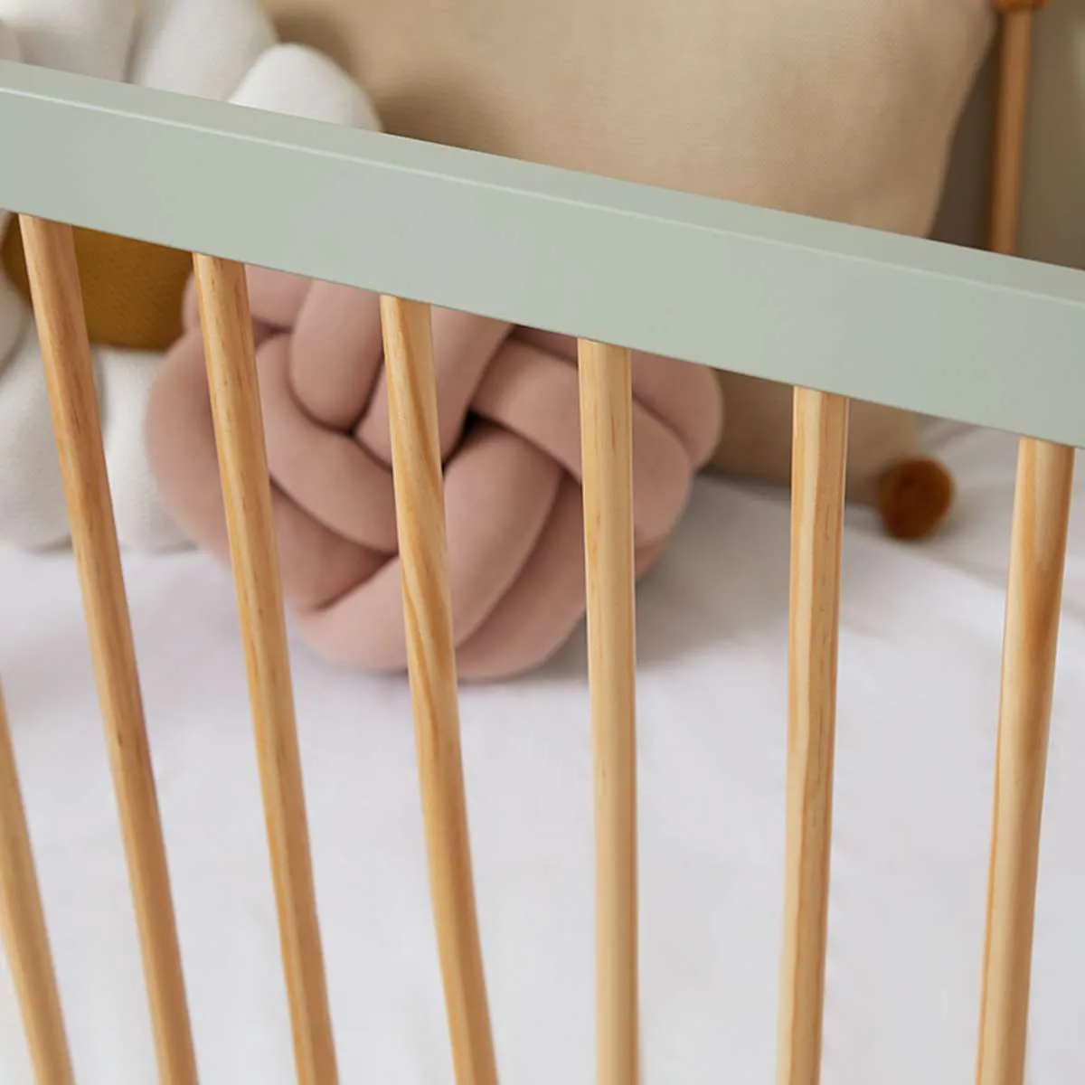 Aspen Classic Cot - Sage/Natural Mocka