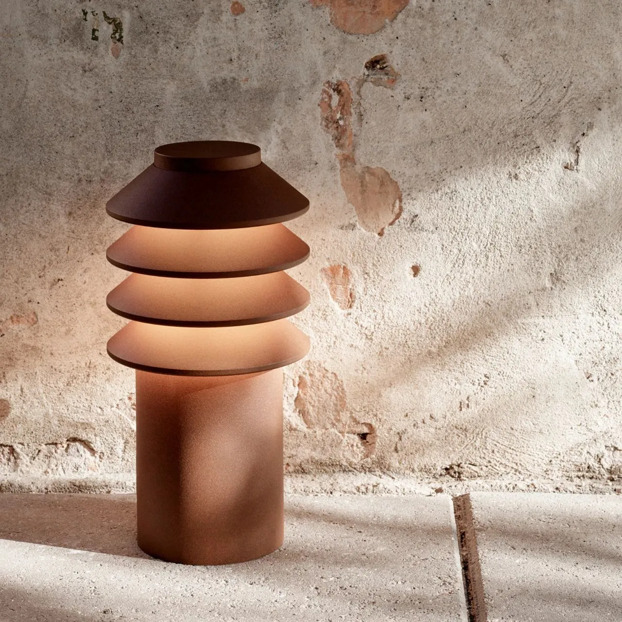 Louis Poulsen Bysted Garden Bollard Led 2700 K 14 W Base Without Adaptor Short, Corten