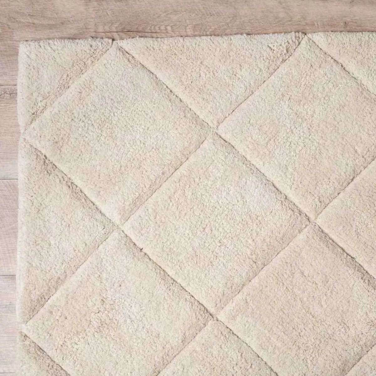 Rea Diamond Floor Rug - Extra Large - Cream Mocka