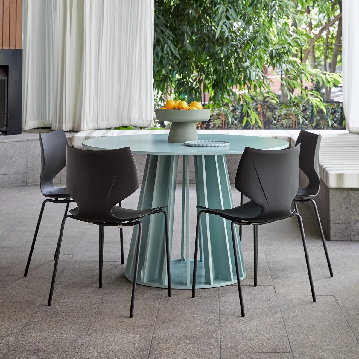 Rune Four Seater Slatted Round Dining Table - Sage Mocka