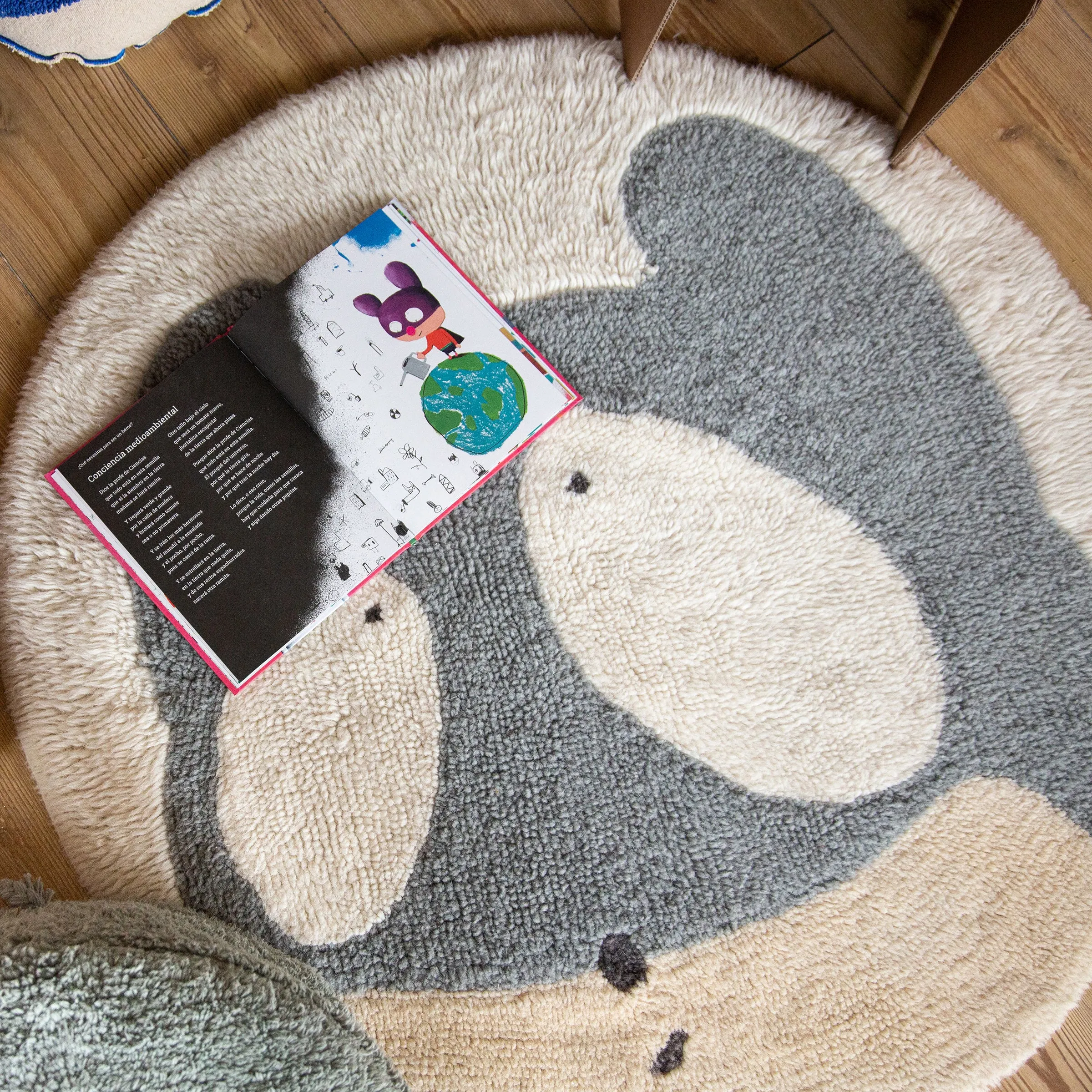 Washable Astromouse Rug
